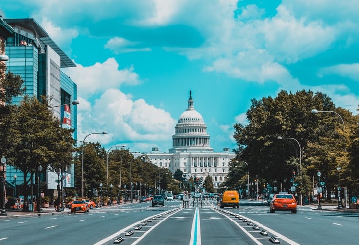 Vue de la rue sur la Maison Blanche à Washington